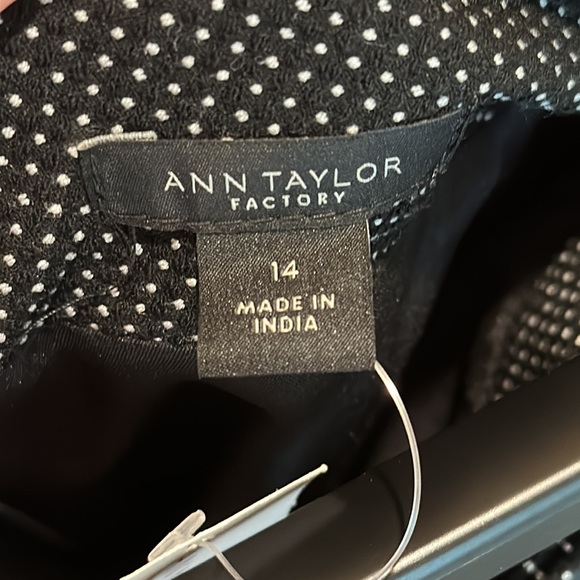 Ann Taylor Factory Skirt Black and White Size 14 NWT - Picture 6 of 7